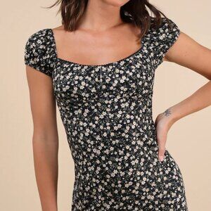 NWT Lulu’s Blossoming Charm floral print puff sleeve mini dress, size small